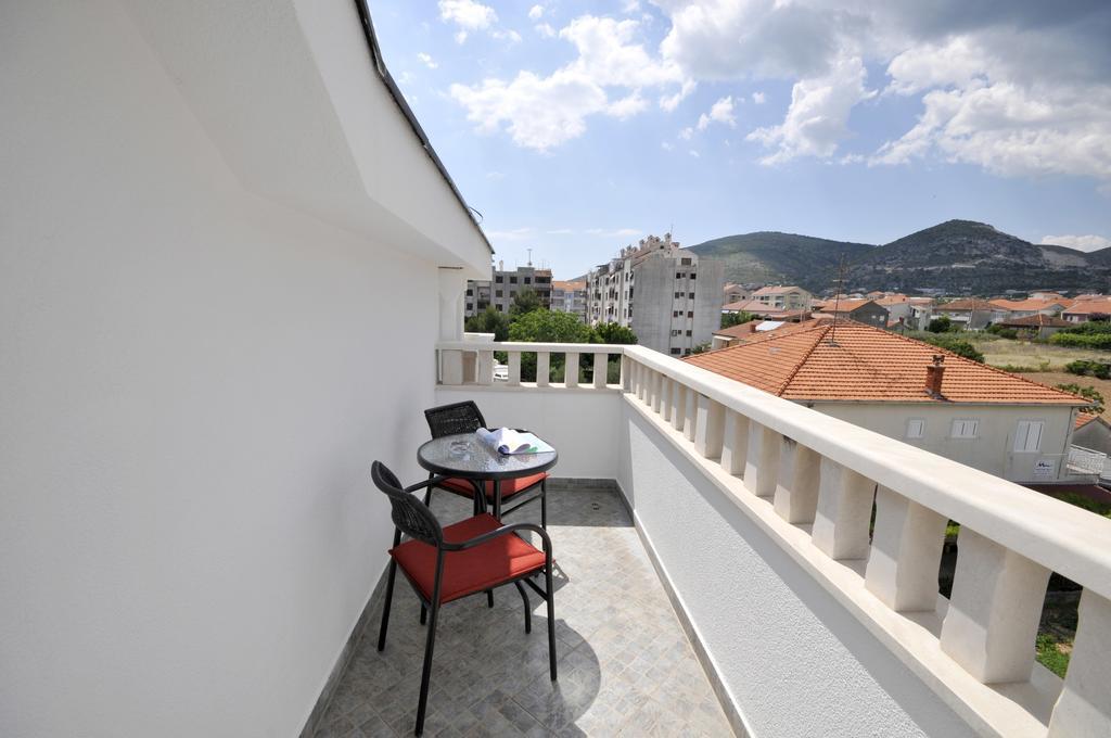 Apartments Villa Lida Trogir Ngoại thất bức ảnh