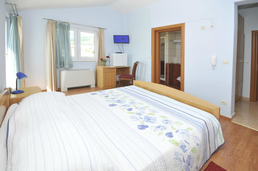 Apartments Villa Lida Trogir Ngoại thất bức ảnh