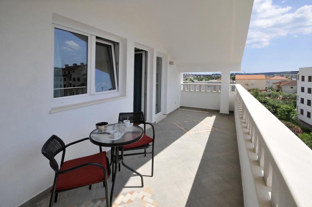 Apartments Villa Lida Trogir Ngoại thất bức ảnh