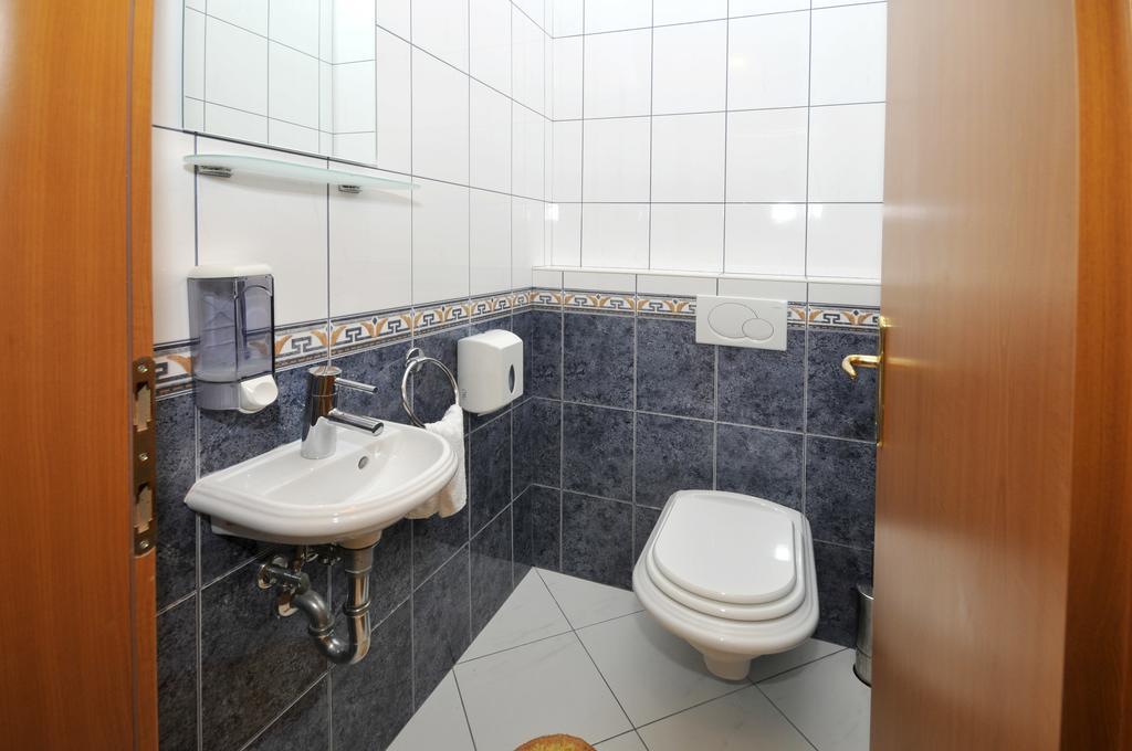 Apartments Villa Lida Trogir Ngoại thất bức ảnh