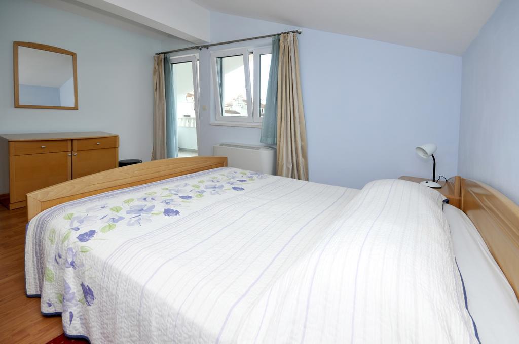 Apartments Villa Lida Trogir Ngoại thất bức ảnh